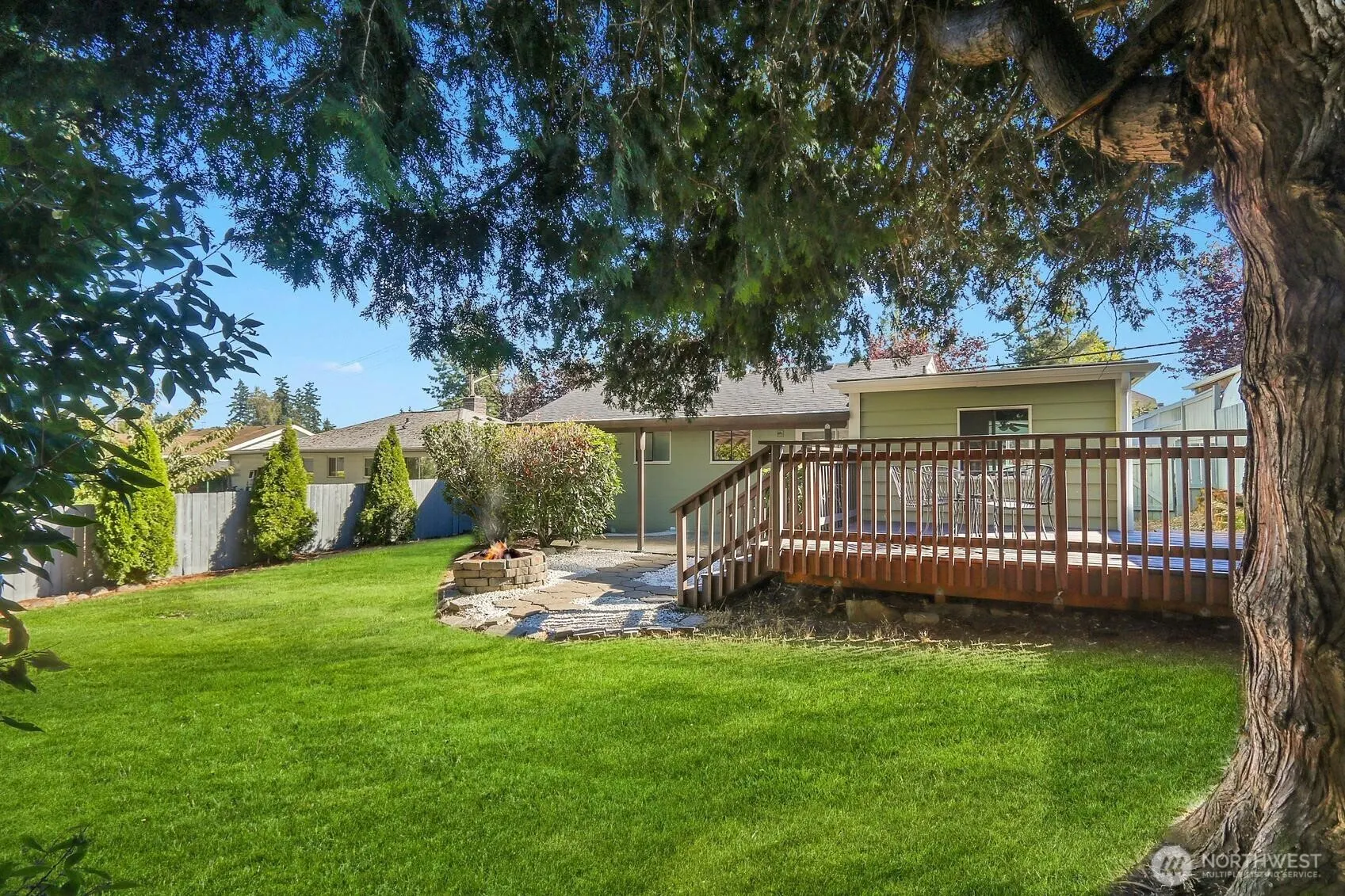 3328 NE 6th Street , Renton, WA 98056