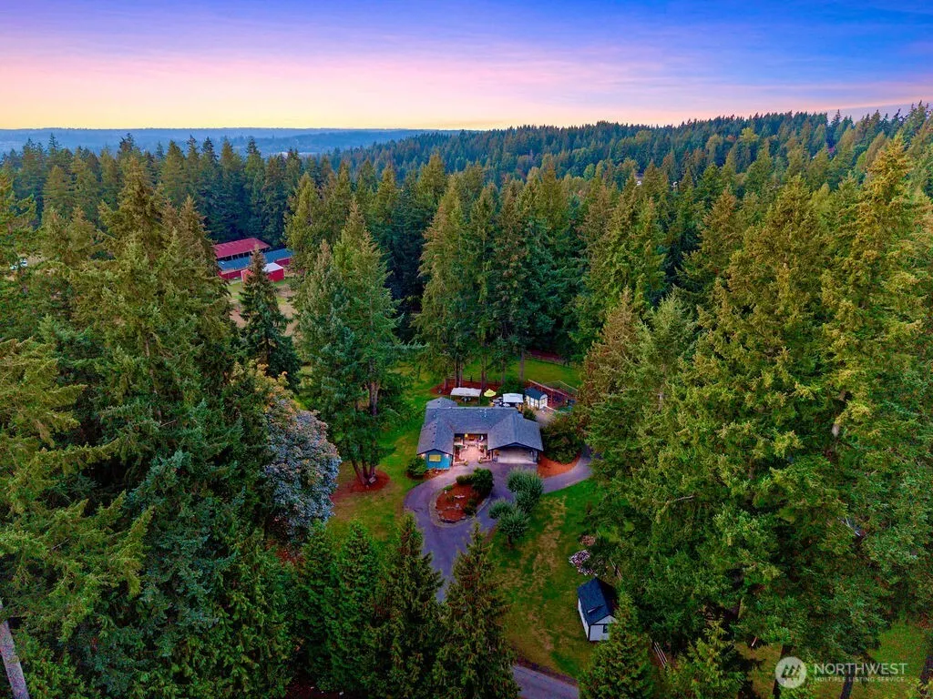 15620 NE 165th St , Woodinville, WA 98072
