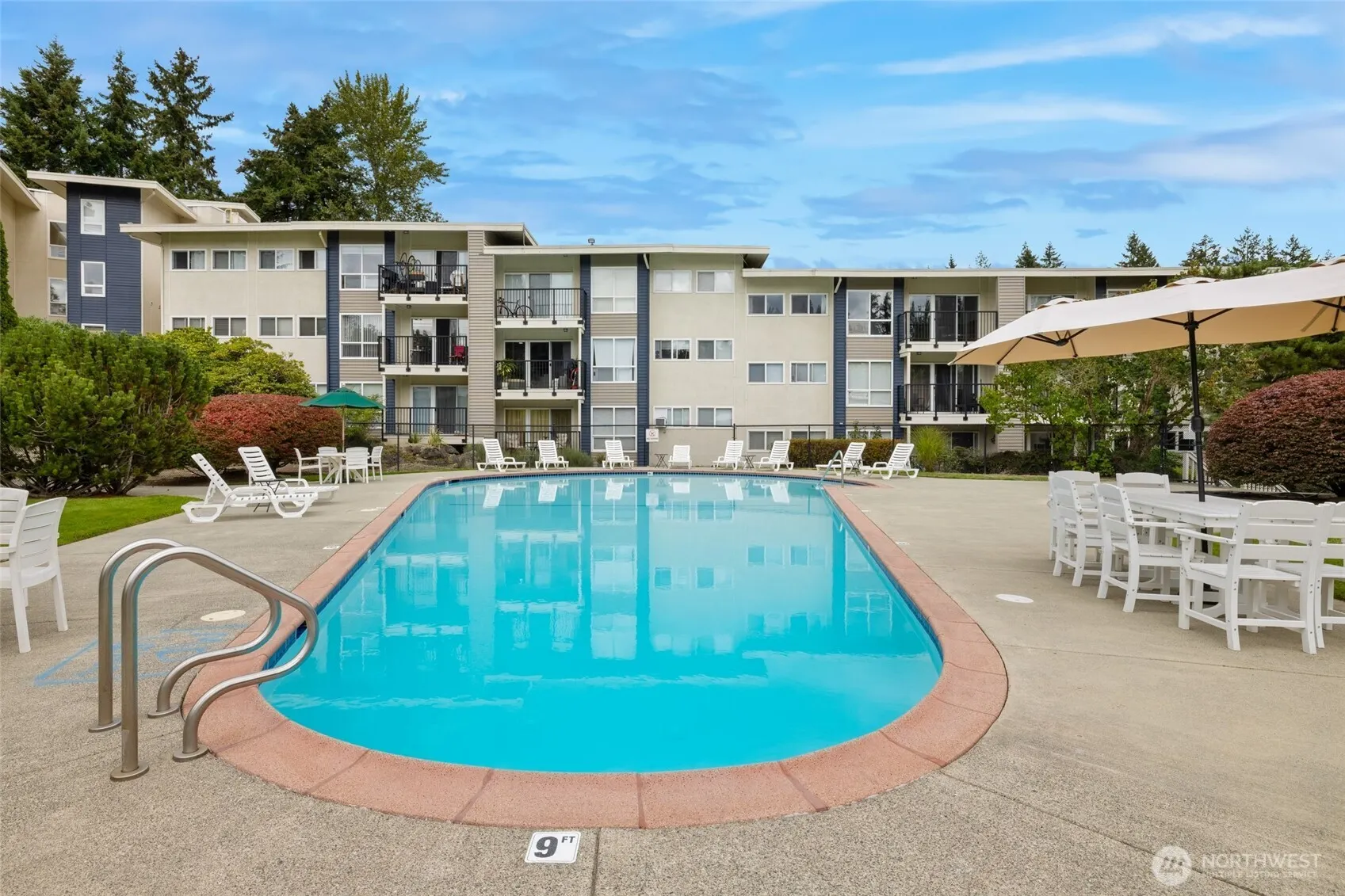 12700 NE 8th Street #E102, Bellevue, WA 98005