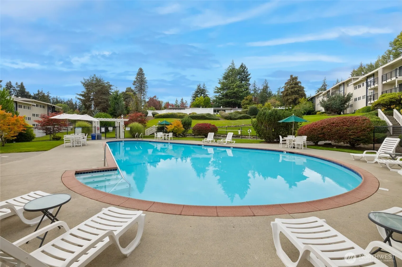 12700 NE 8th Street #E102, Bellevue, WA 98005