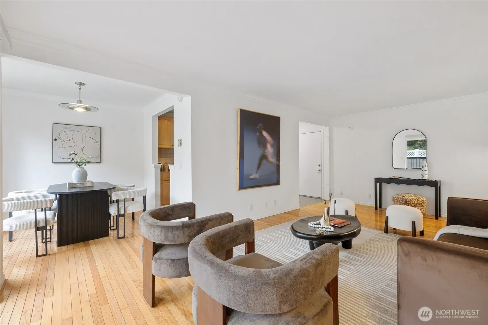 12700 NE 8th Street #E102, Bellevue, WA 98005