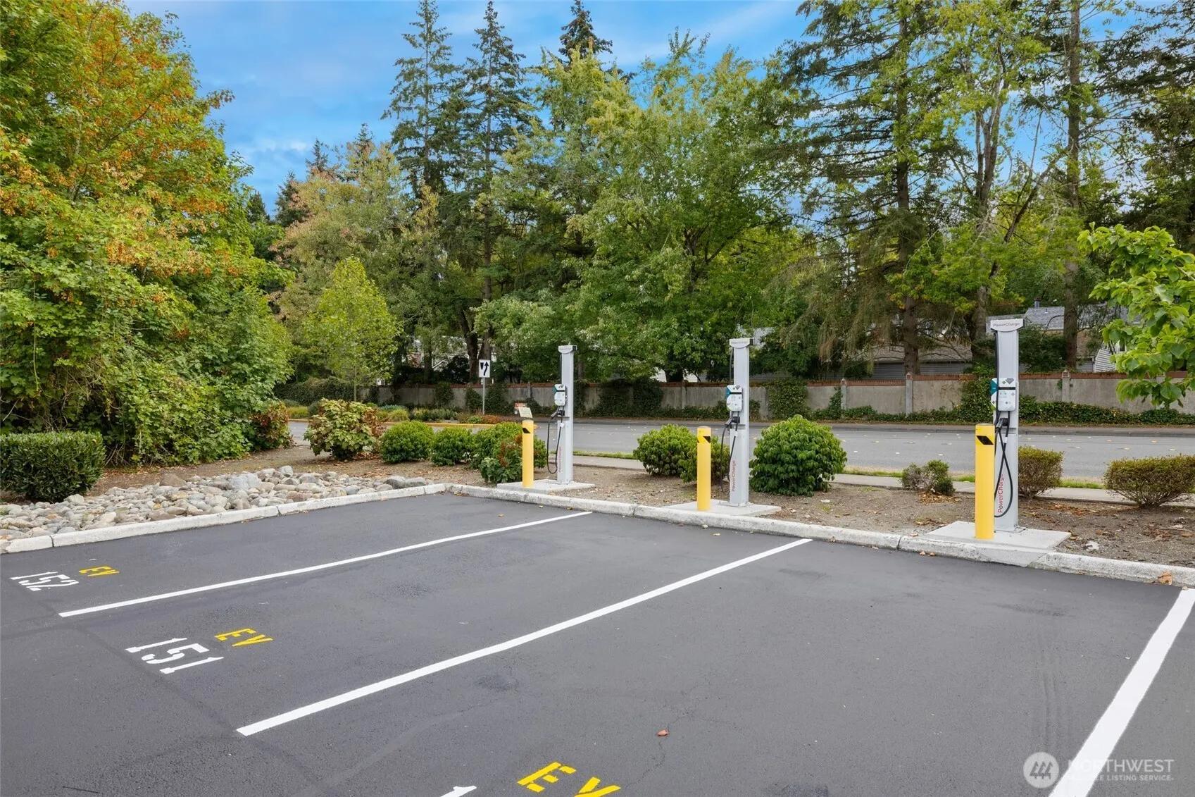 12700 NE 8th Street #E102, Bellevue, WA 98005