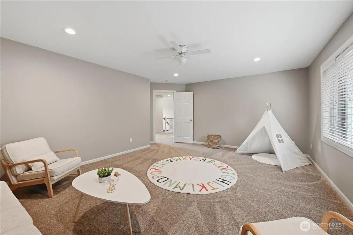 5300 NE 23rd Court , Renton, WA 98059