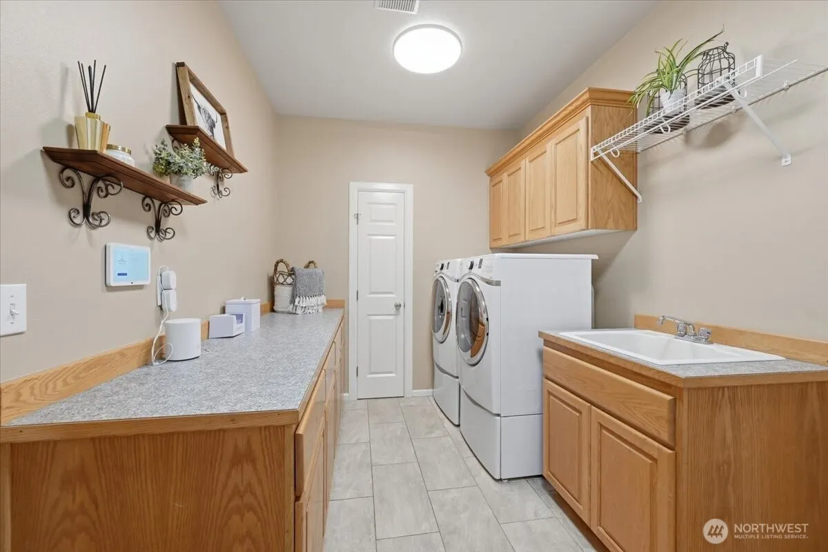 5300 NE 23rd Court , Renton, WA 98059