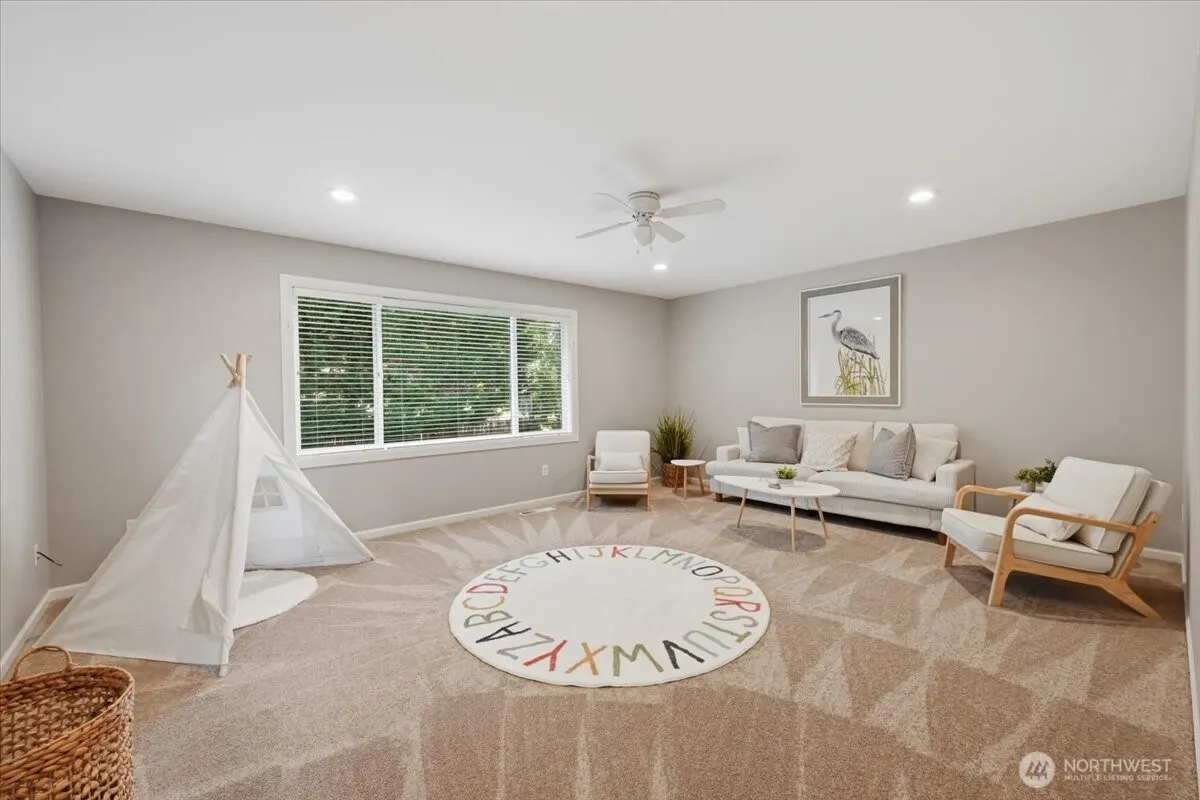 5300 NE 23rd Court , Renton, WA 98059