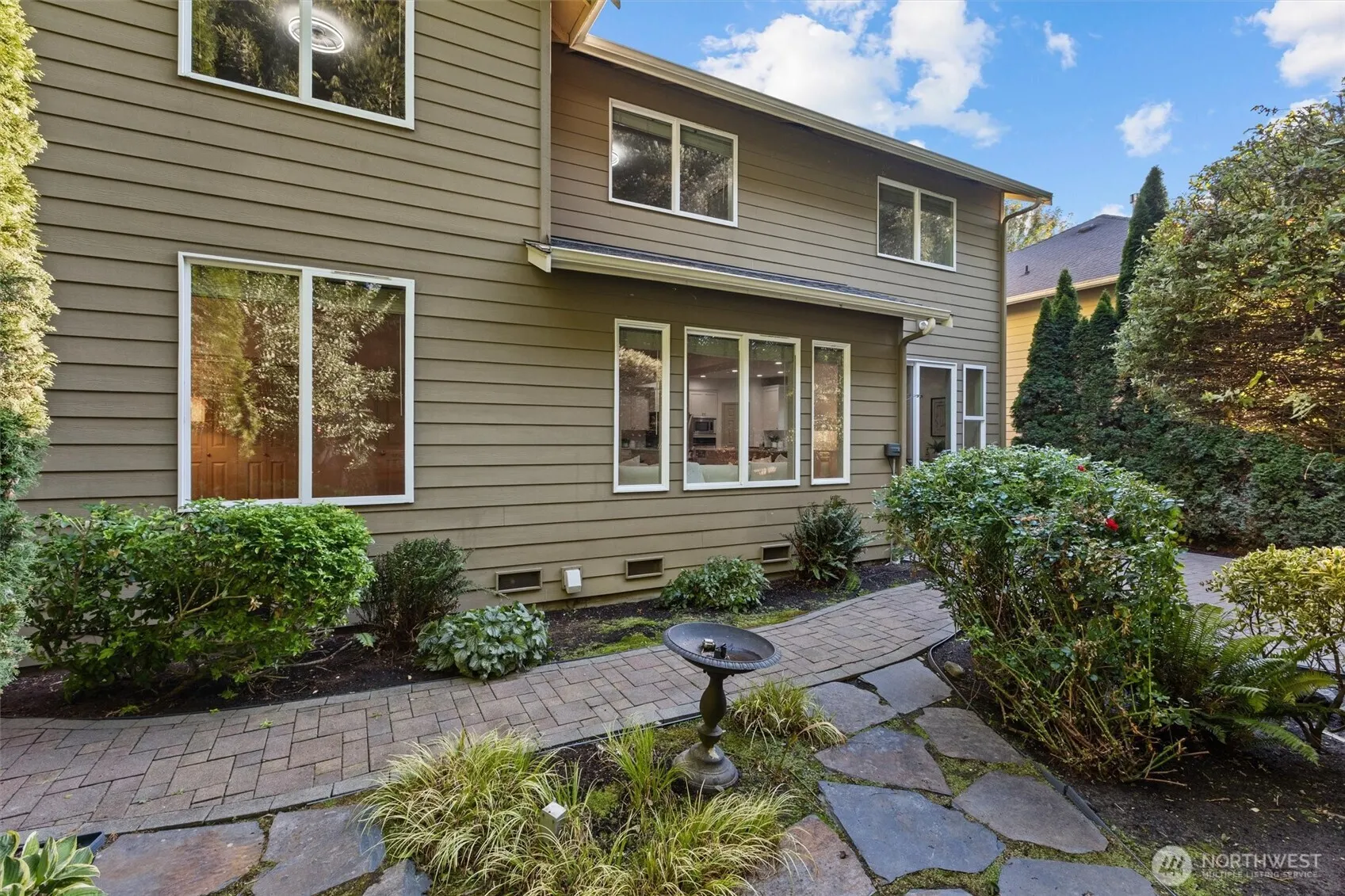 11738 167th Court NE, Redmond, WA 98052