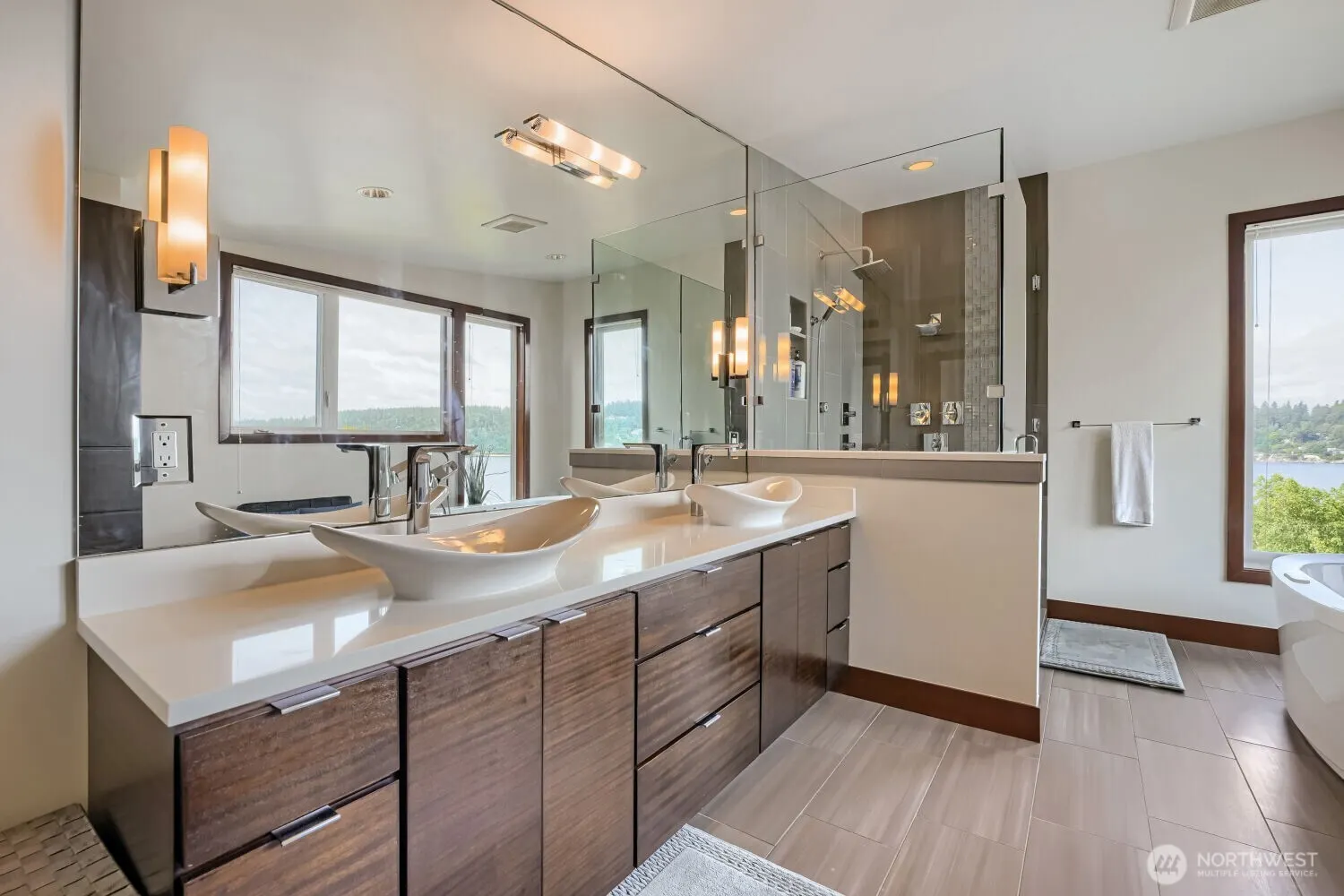 1018 N 37th Street , Renton, WA 98056