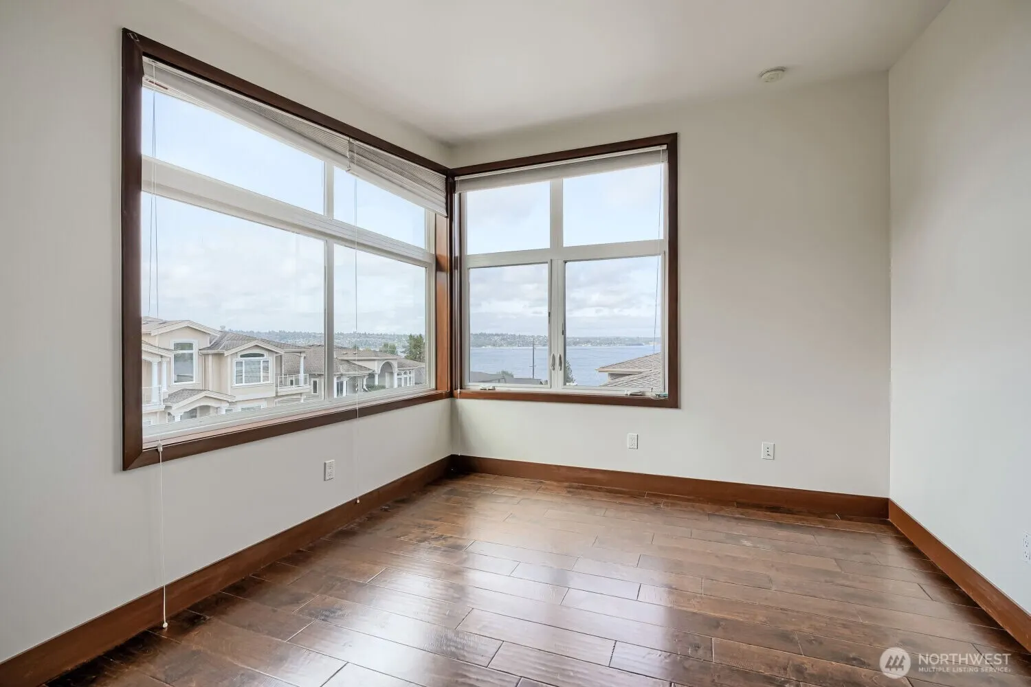 1018 N 37th Street , Renton, WA 98056