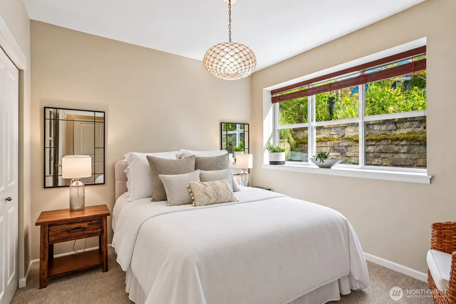 2010 NE Katsura Street #A, Issaquah, WA 98029