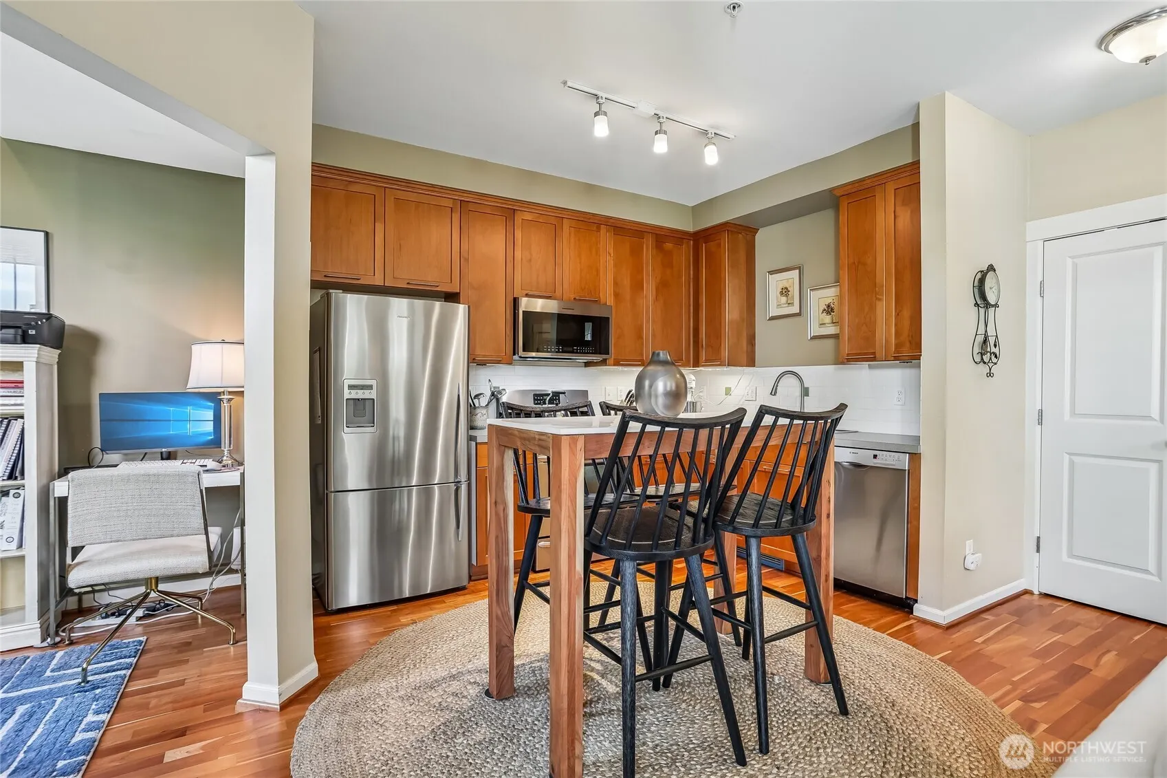 2010 NE Katsura Street #A, Issaquah, WA 98029