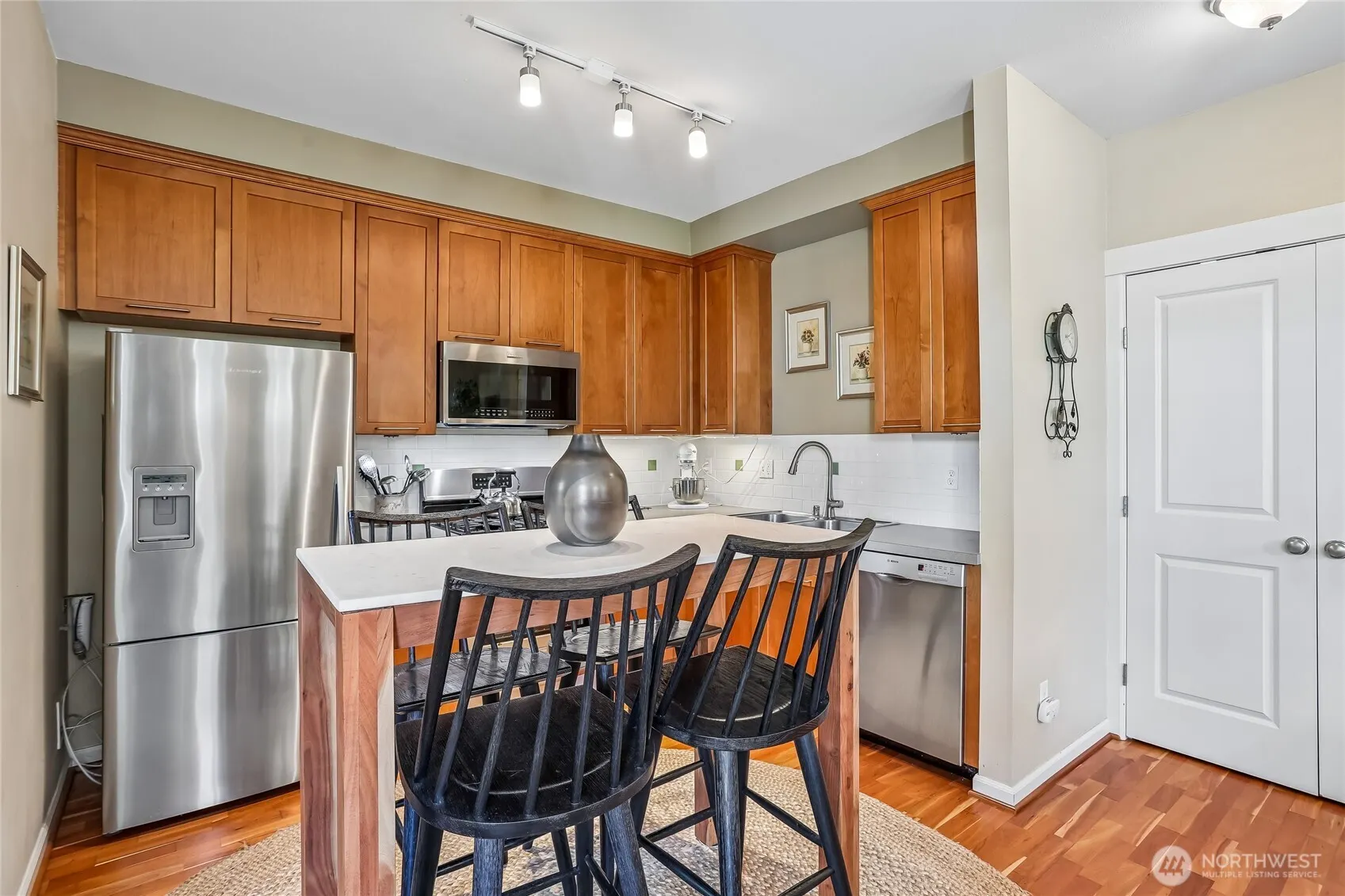 2010 NE Katsura Street #A, Issaquah, WA 98029
