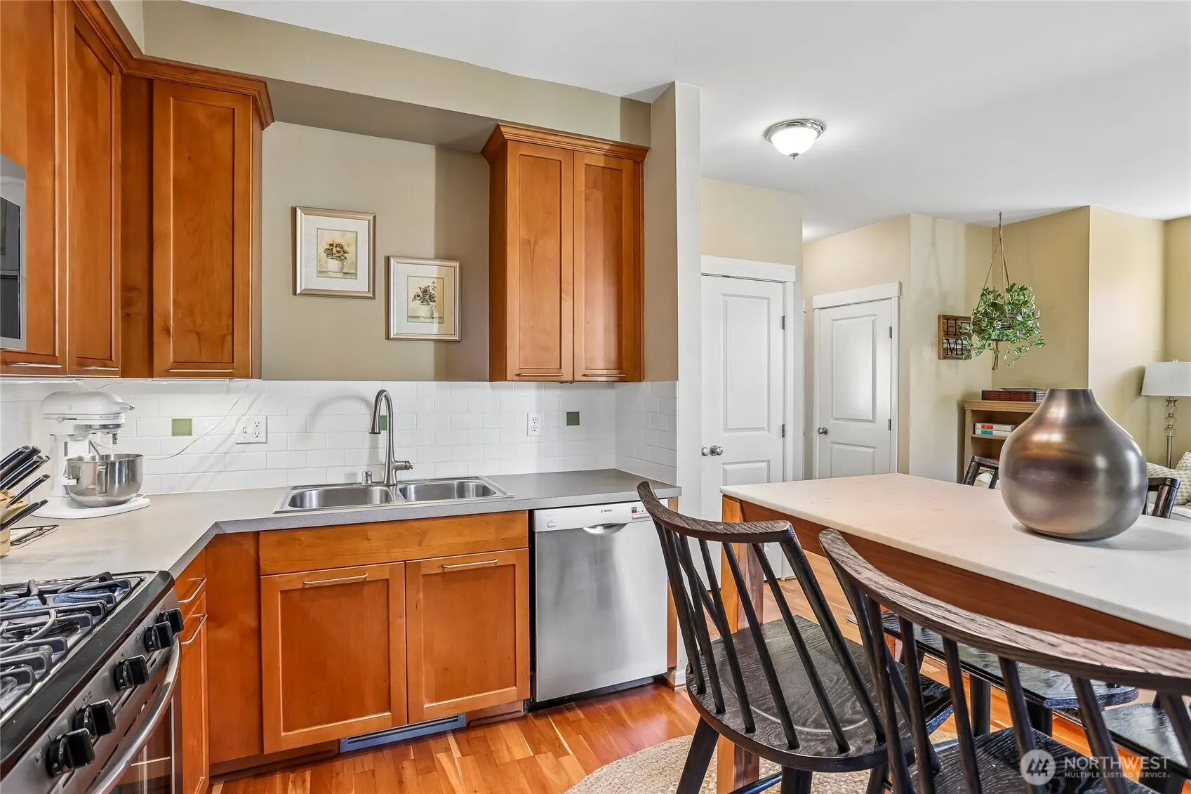 2010 NE Katsura Street #A, Issaquah, WA 98029