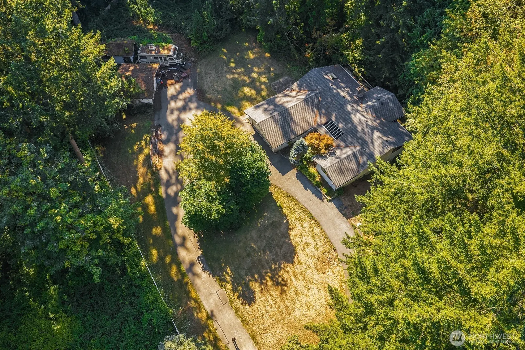 7001 242nd Avenue NE, Redmond, WA 98053