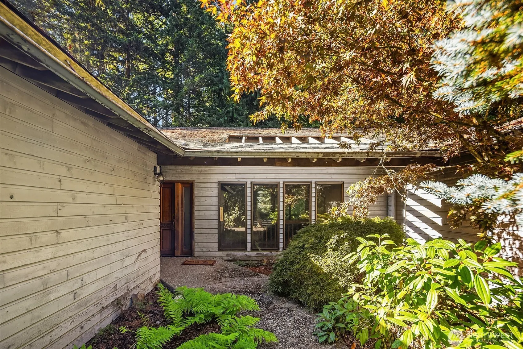7001 242nd Avenue NE, Redmond, WA 98053