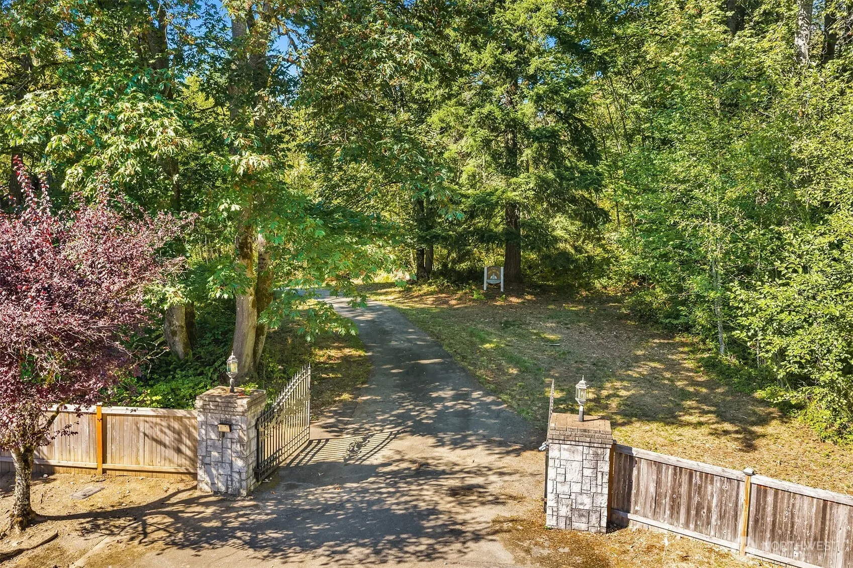 7001 242nd Avenue NE, Redmond, WA 98053