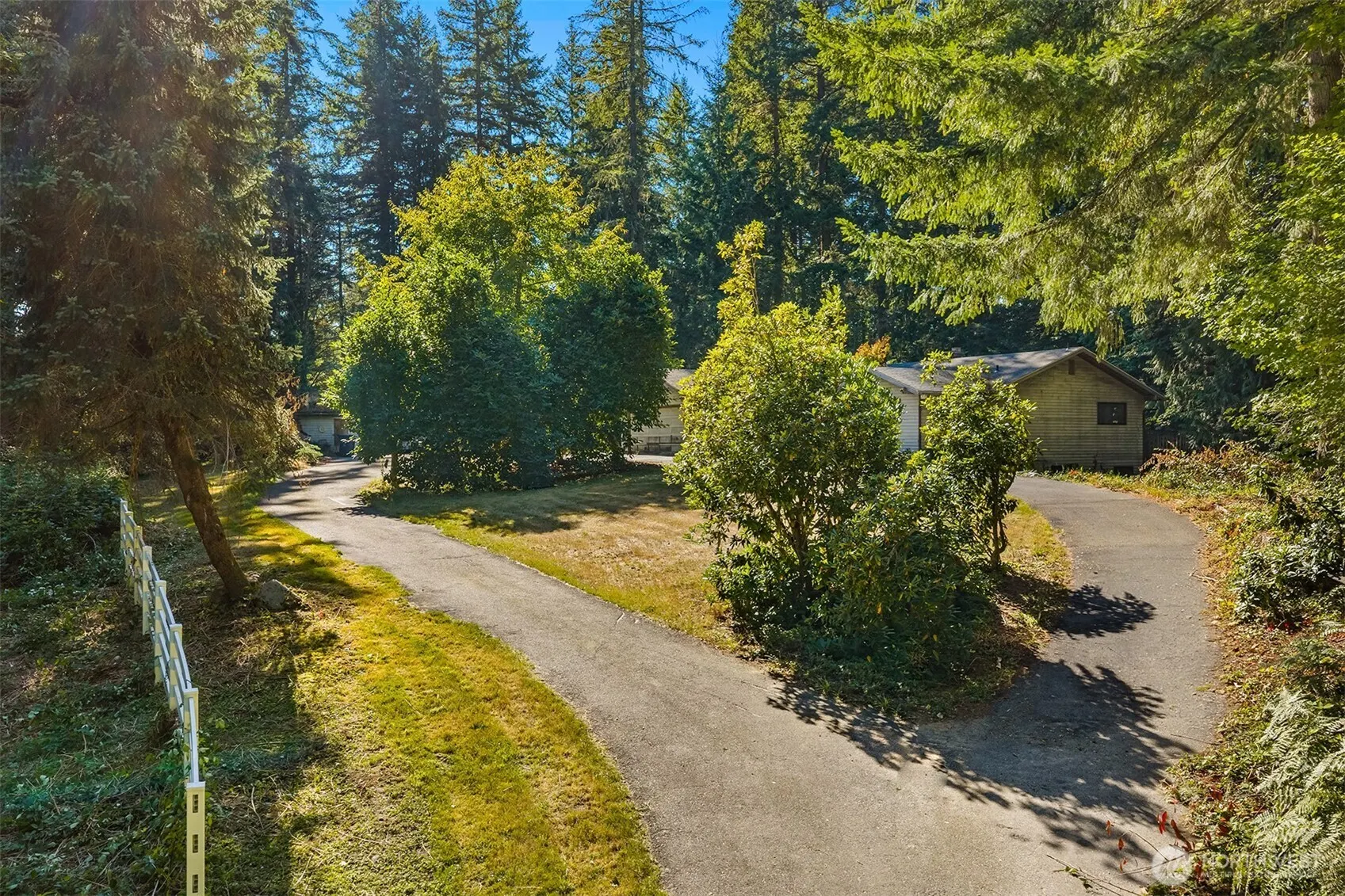 7001 242nd Avenue NE, Redmond, WA 98053