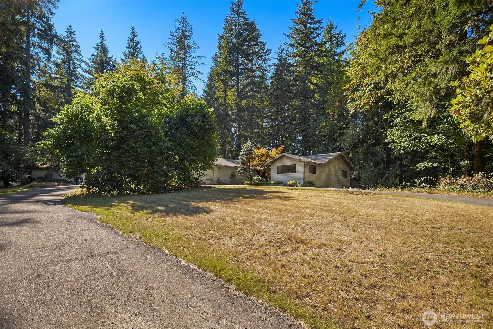 7001 242nd Avenue NE, Redmond, WA 98053