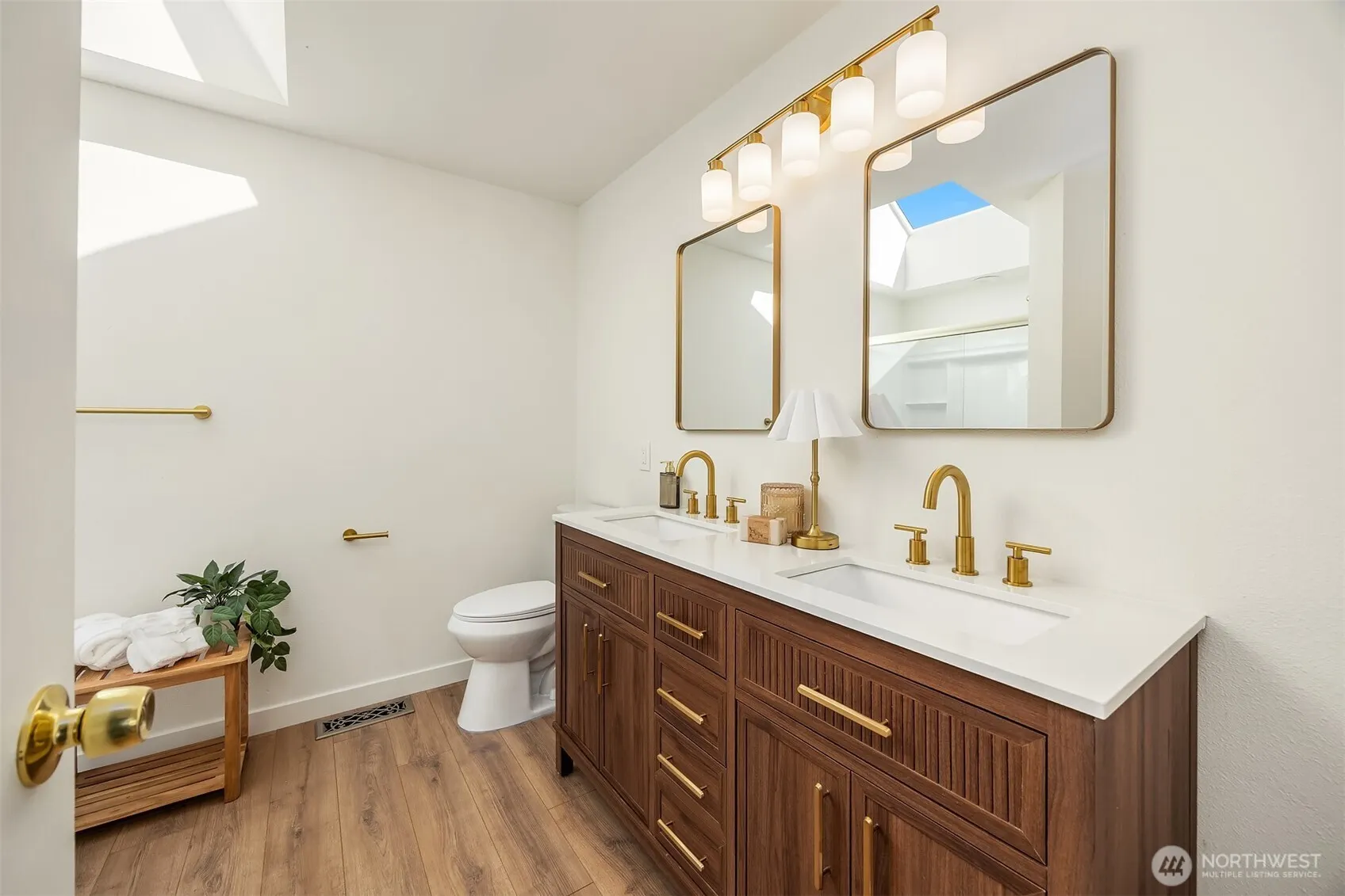 11825 NE 167th Street , Bothell, WA 98011