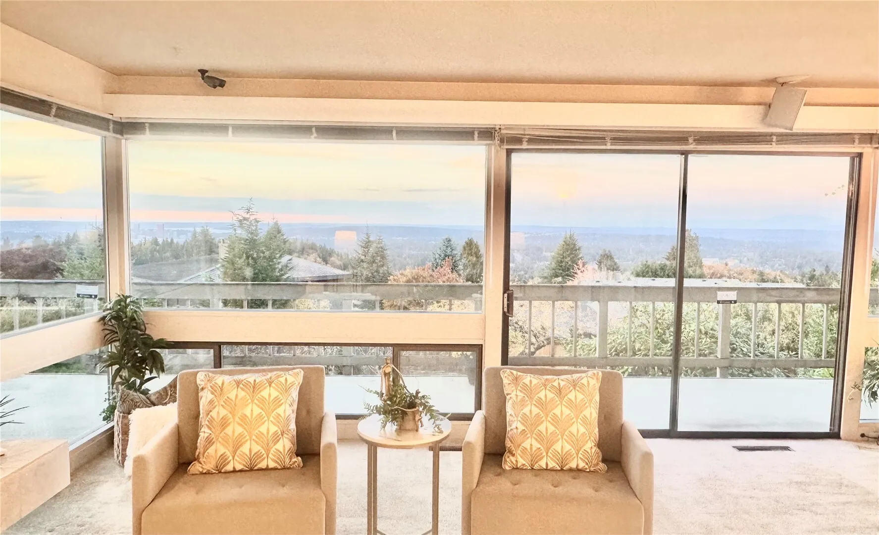 14548 SE 51st Street , Bellevue, WA 98006