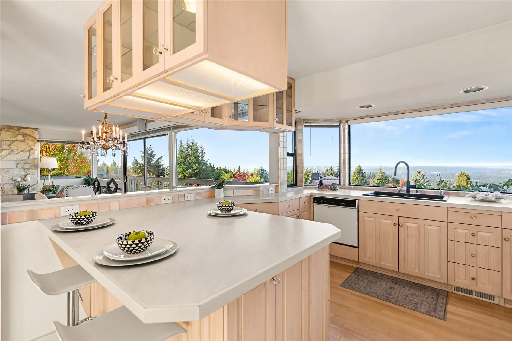14548 SE 51st Street , Bellevue, WA 98006
