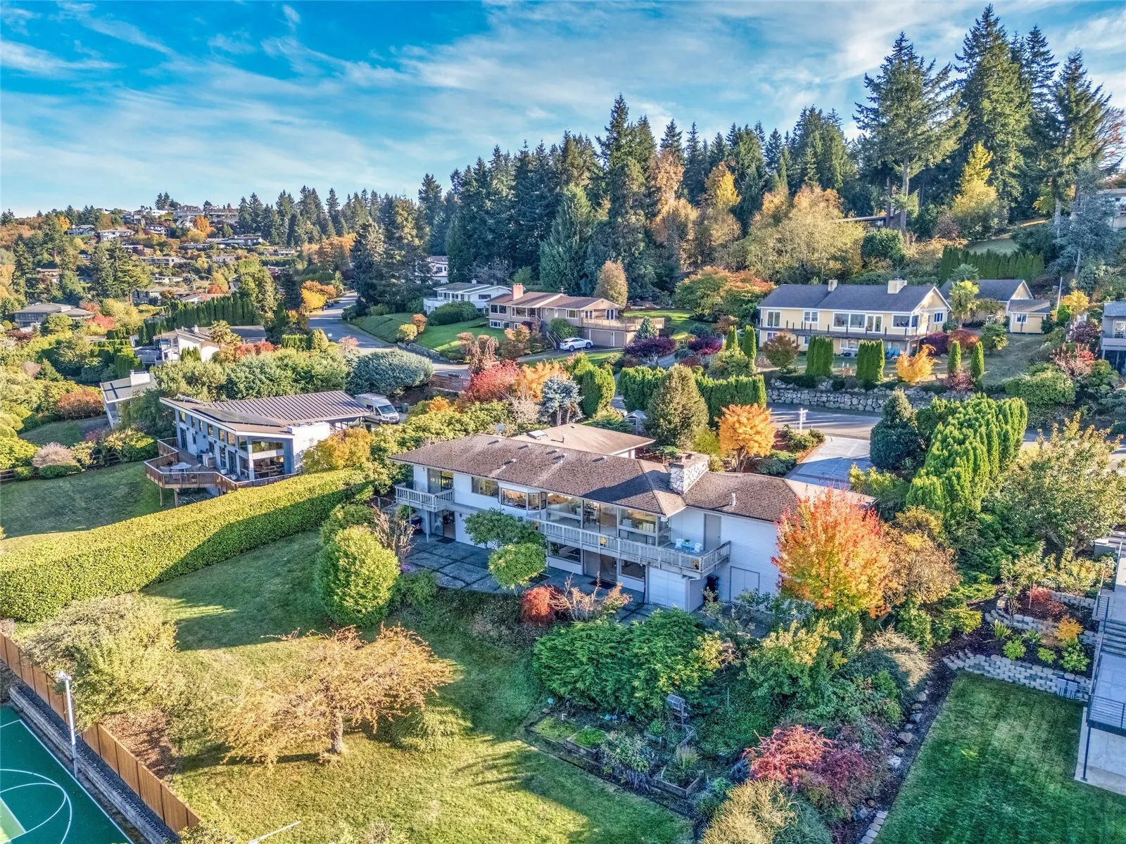 14548 SE 51st Street , Bellevue, WA 98006
