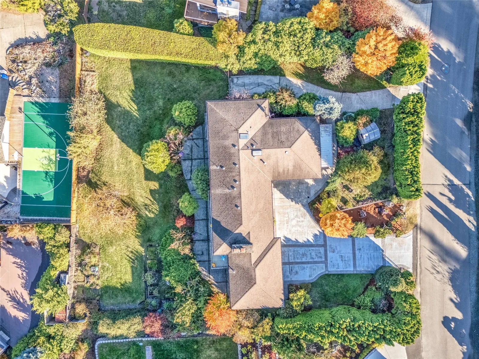 14548 SE 51st Street , Bellevue, WA 98006