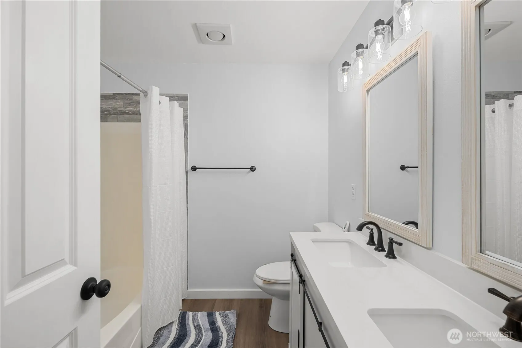 6231 S 233rd Street #25-2, Kent, WA 98032