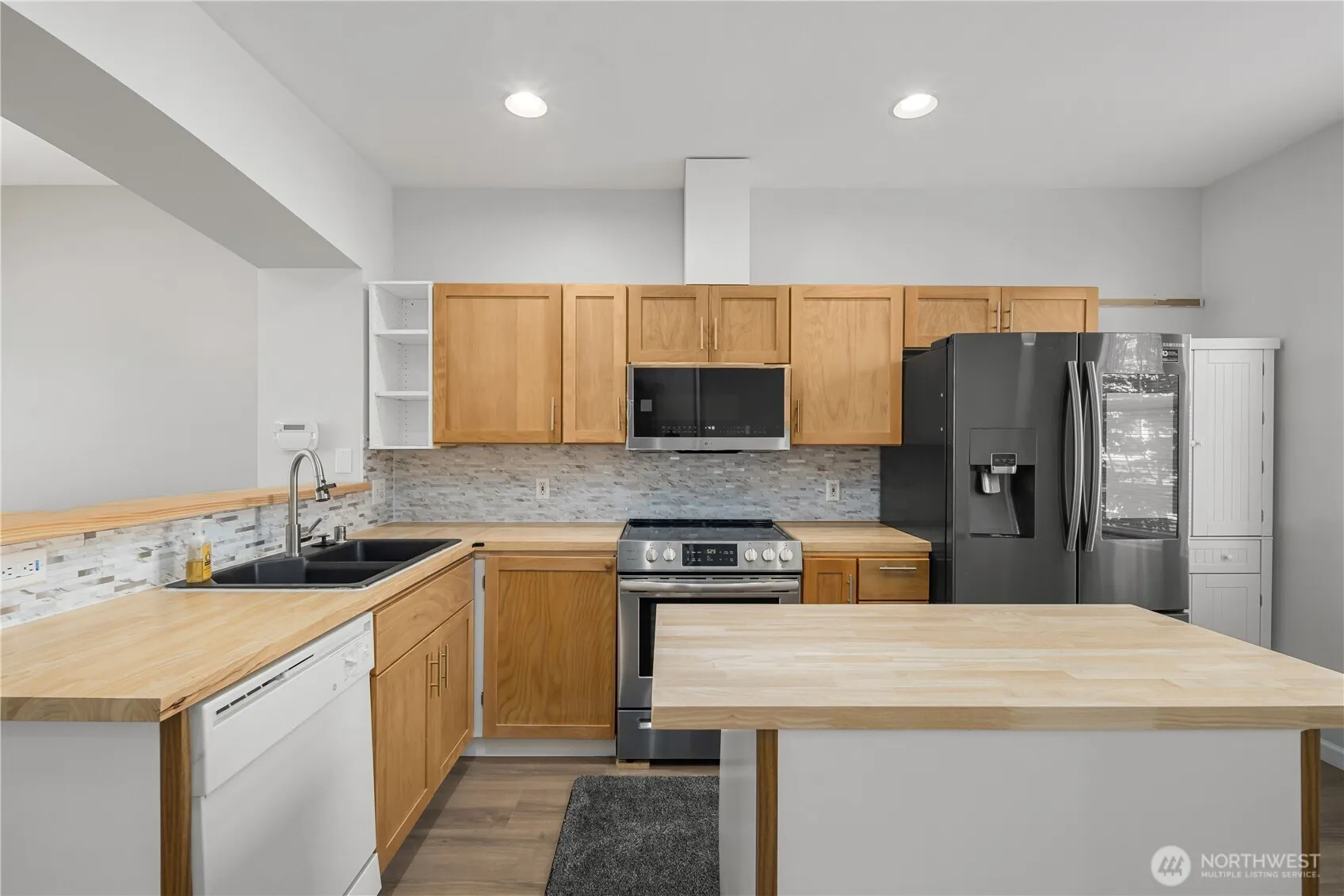 6231 S 233rd Street #25-2, Kent, WA 98032