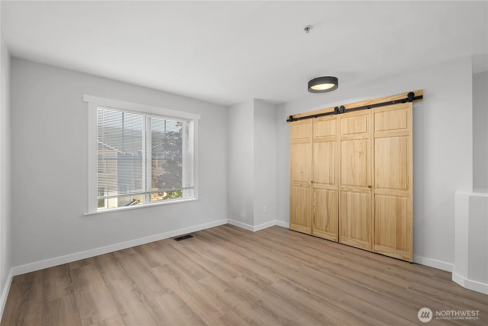 6231 S 233rd Street #25-2, Kent, WA 98032