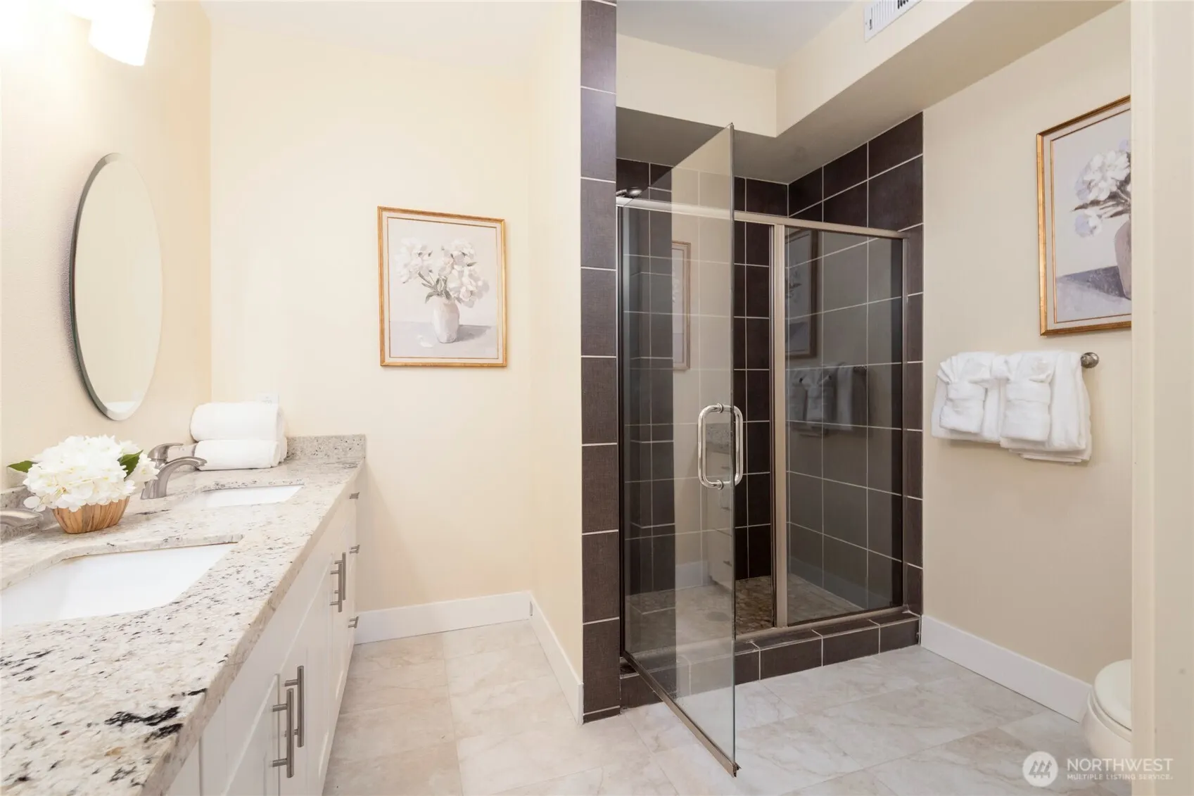 18282 NE 97th Way #105, Redmond, WA 98052