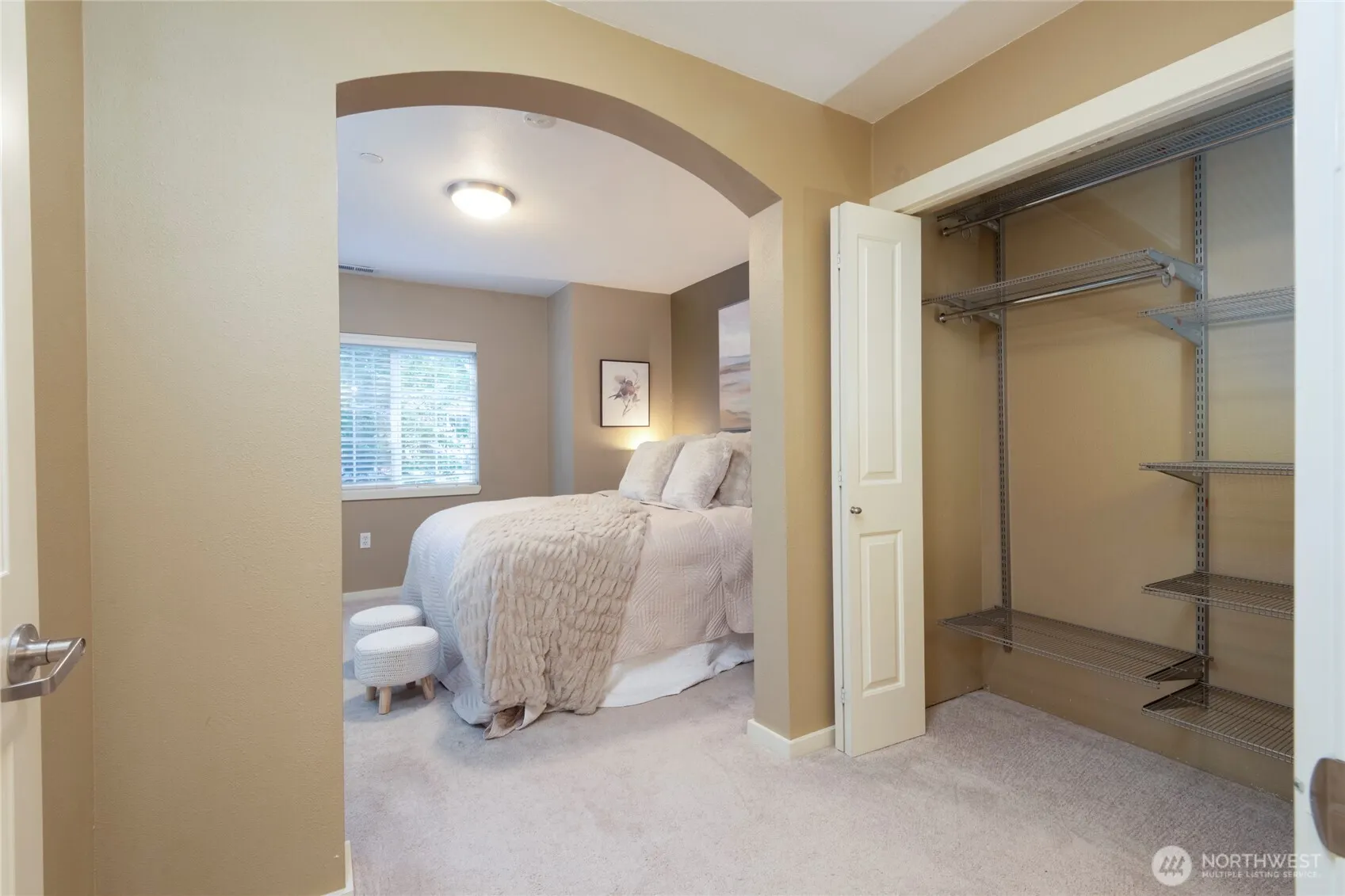 18282 NE 97th Way #105, Redmond, WA 98052