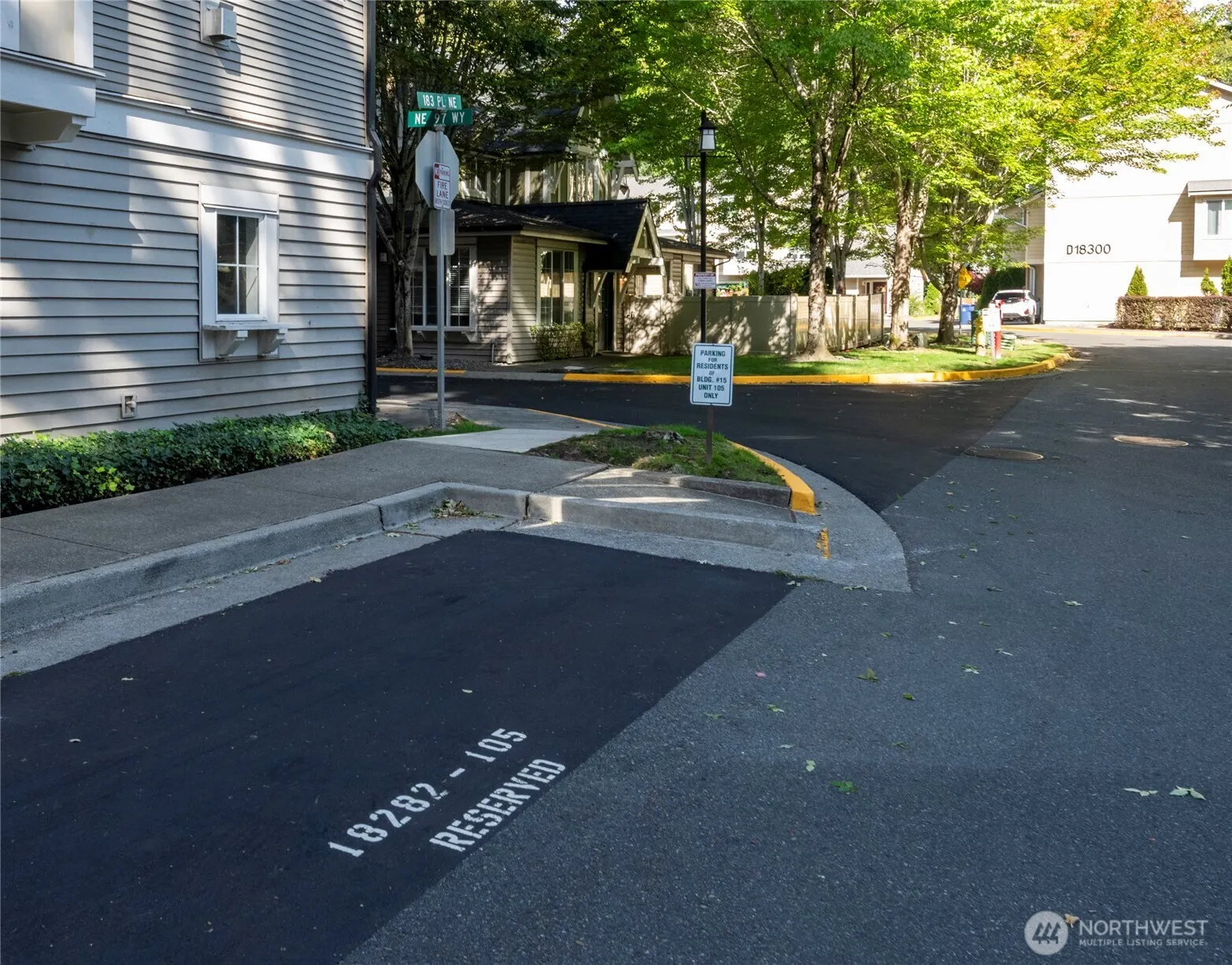 18282 NE 97th Way #105, Redmond, WA 98052