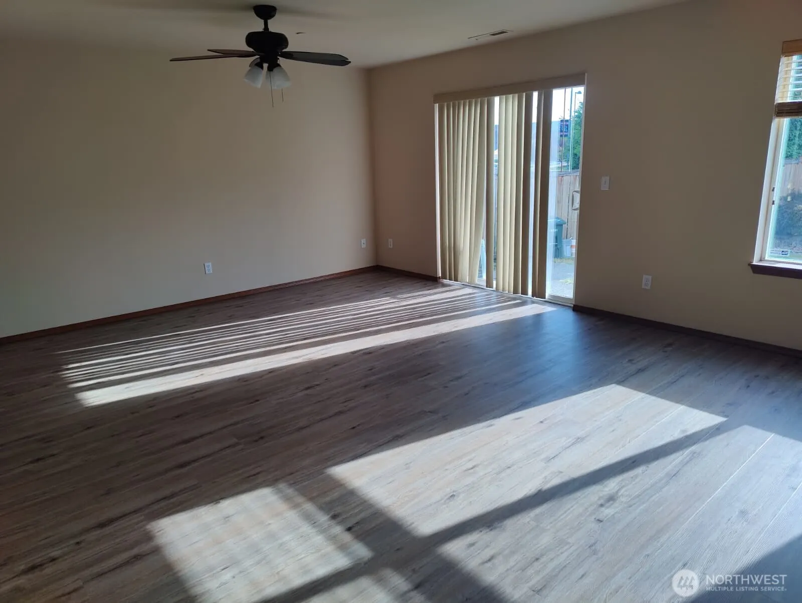 21519 SE 299th Way , Kent, WA 98042