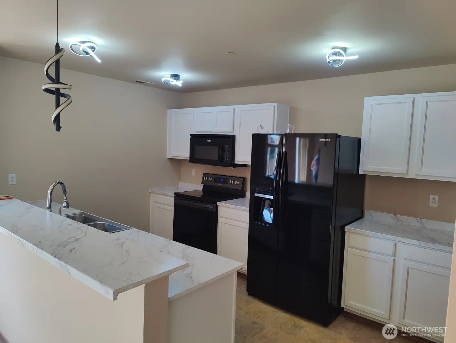 21519 SE 299th Way , Kent, WA 98042