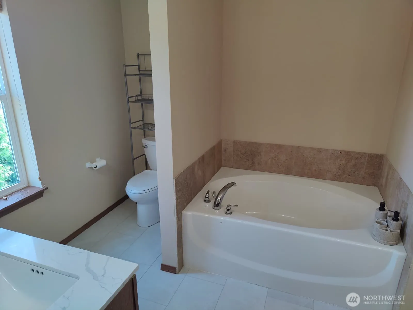 21519 SE 299th Way , Kent, WA 98042