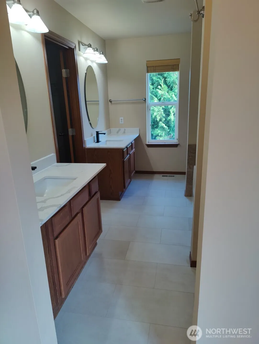 21519 SE 299th Way , Kent, WA 98042