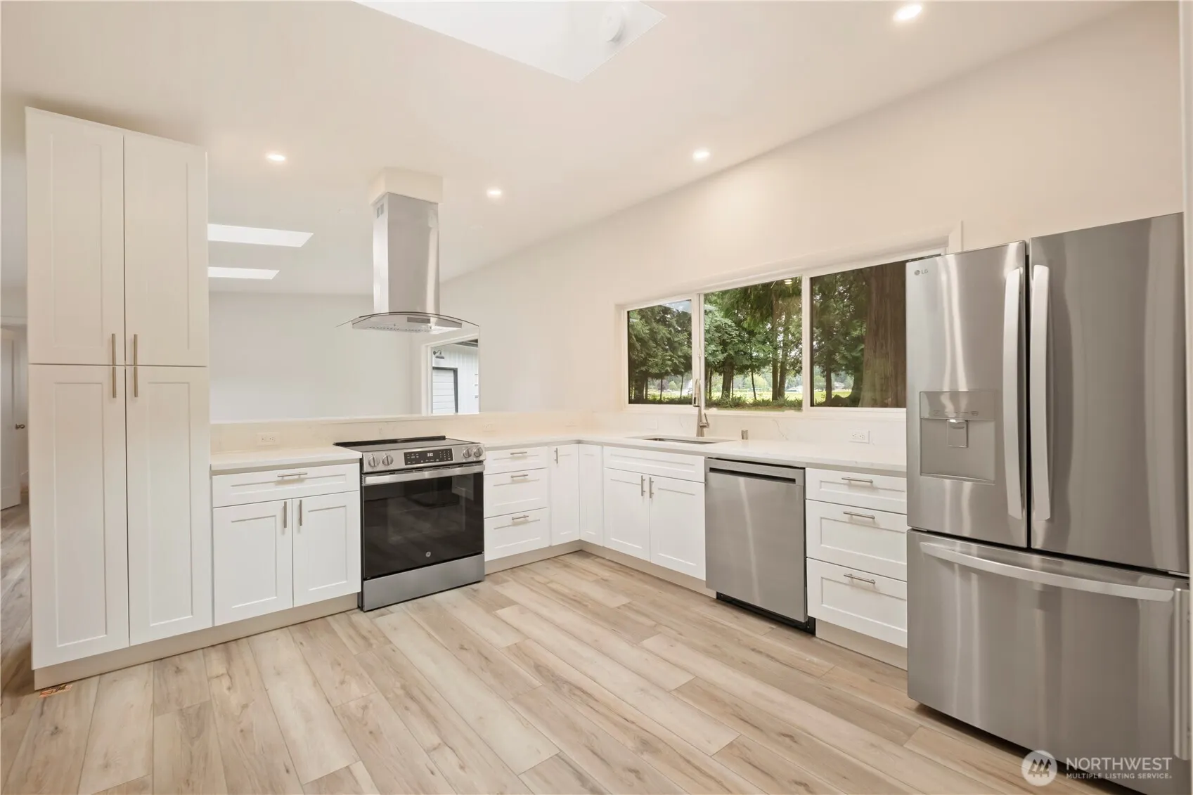 19858 NE 140th Street , Woodinville, WA 98077