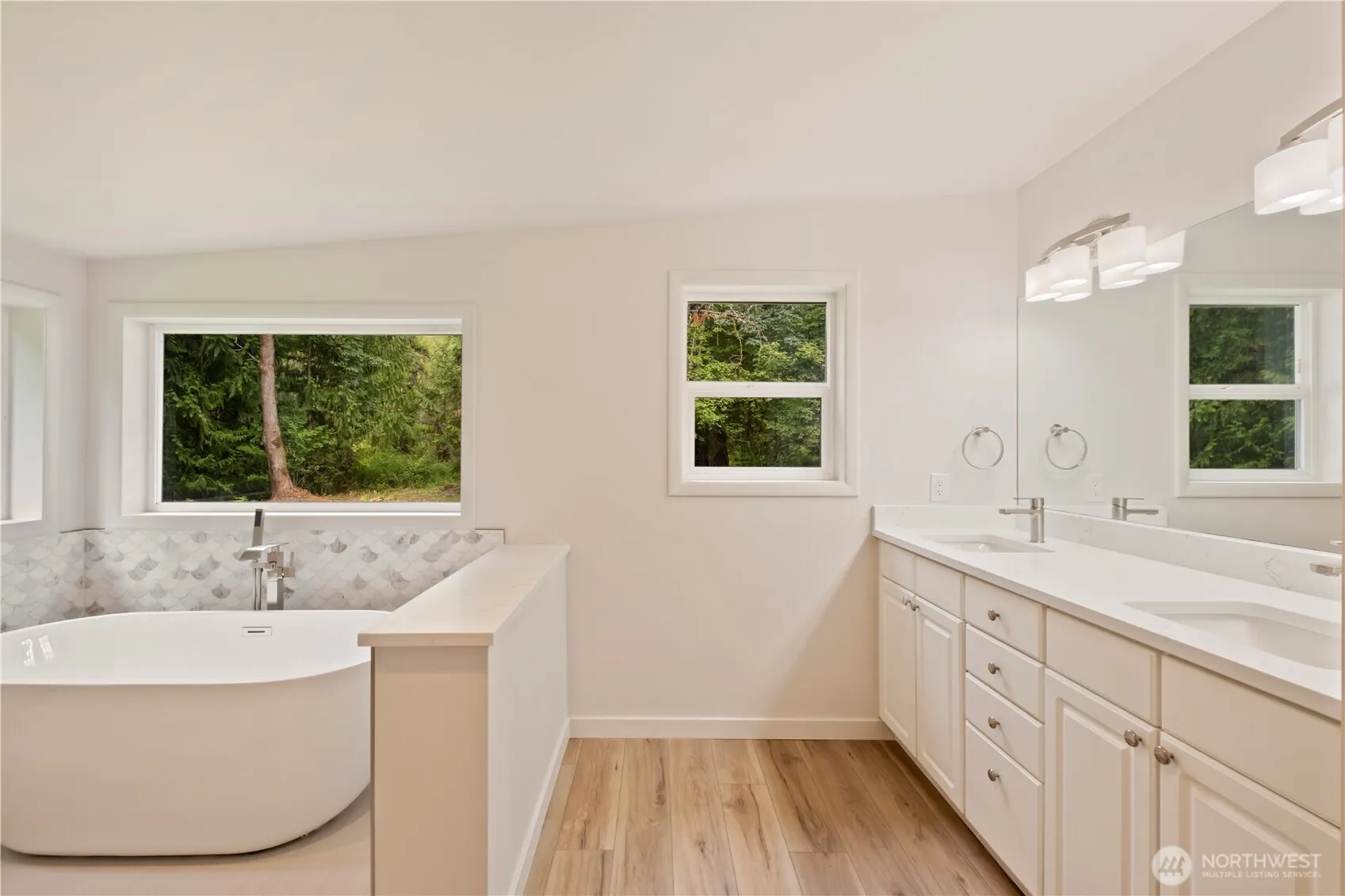 19858 NE 140th Street , Woodinville, WA 98077