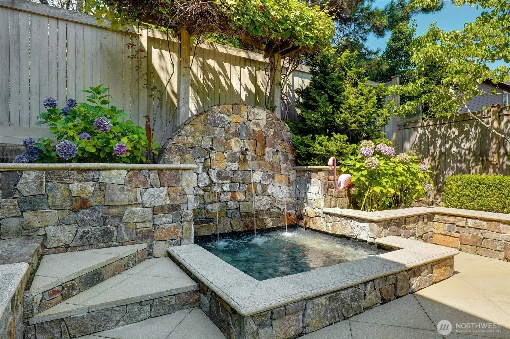 17518 NE 119th Way , Redmond, WA 98052