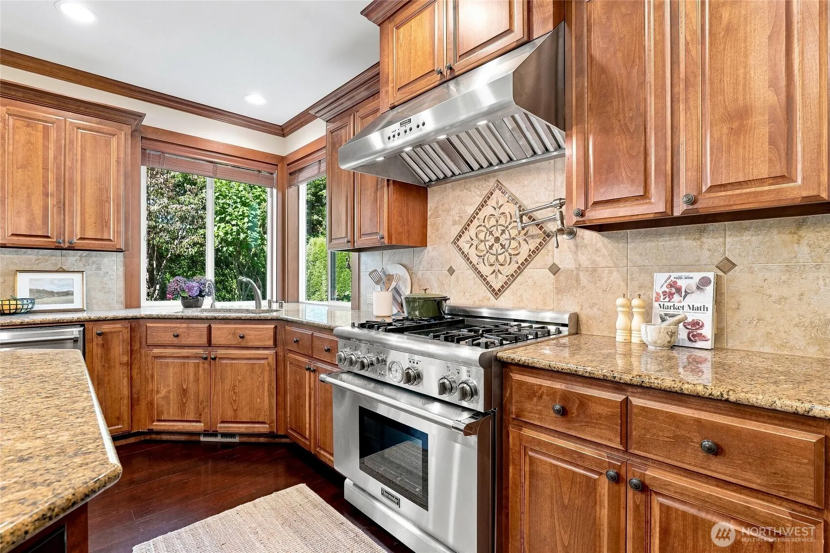 17518 NE 119th Way , Redmond, WA 98052