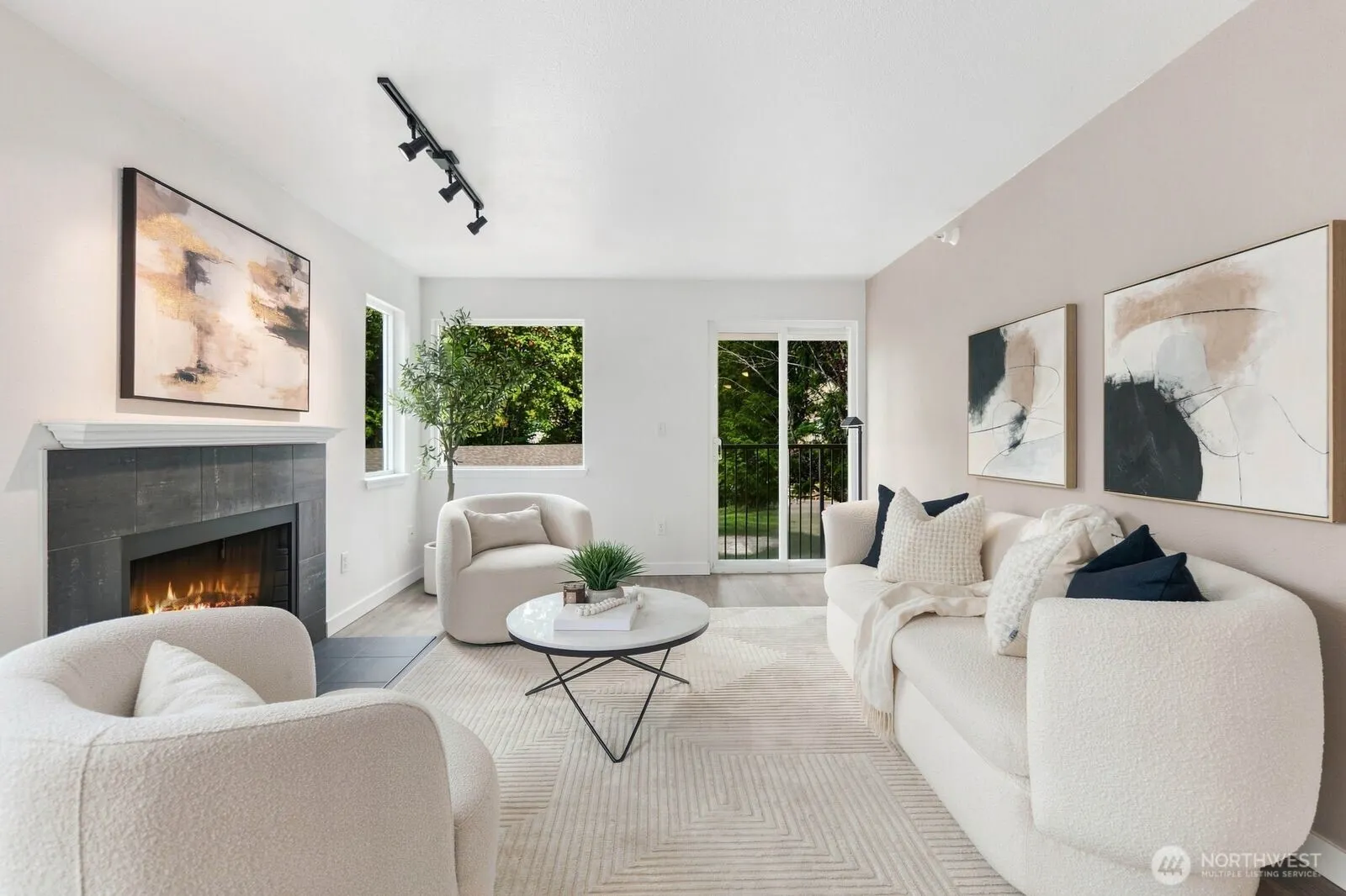 700 Front Street S #A301, Issaquah, WA 98027