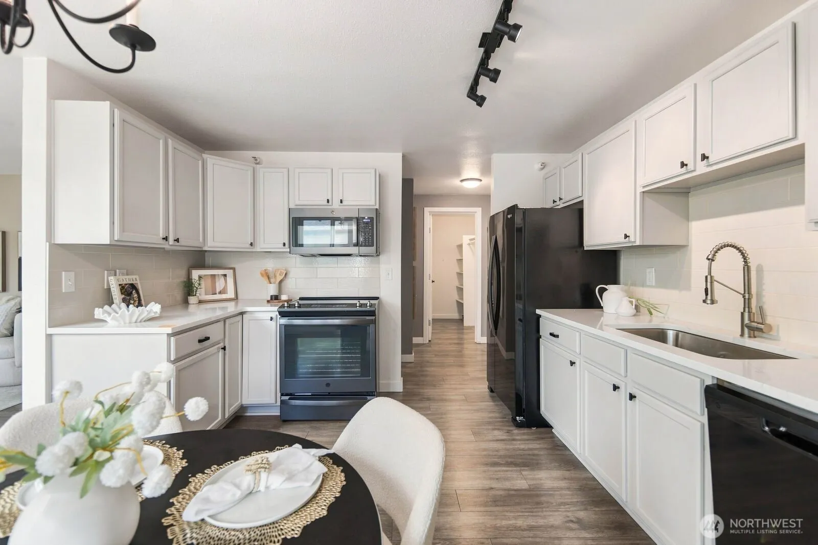 700 Front Street S #A301, Issaquah, WA 98027