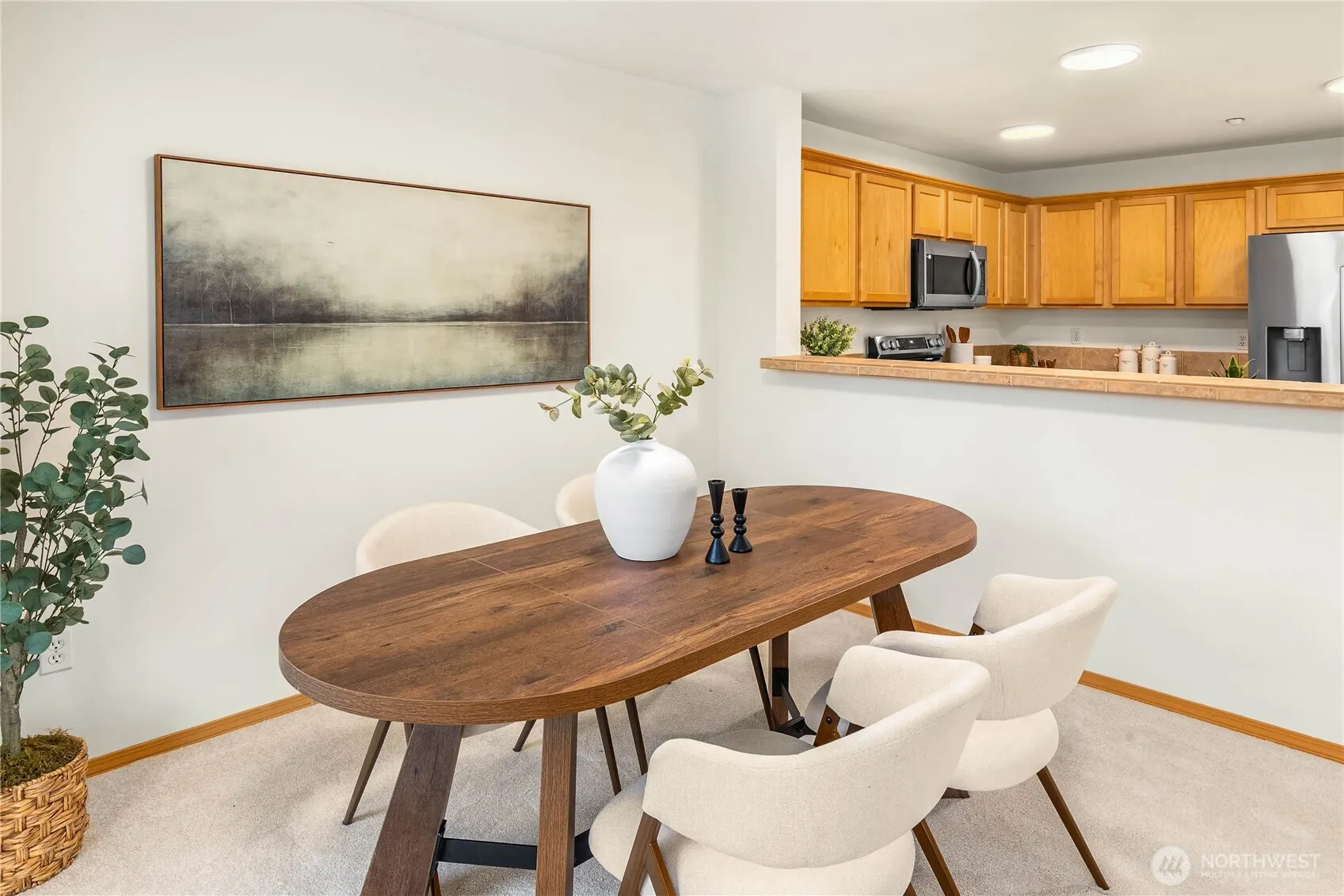 1981 24th Avenue NE #202, Issaquah, WA 98029