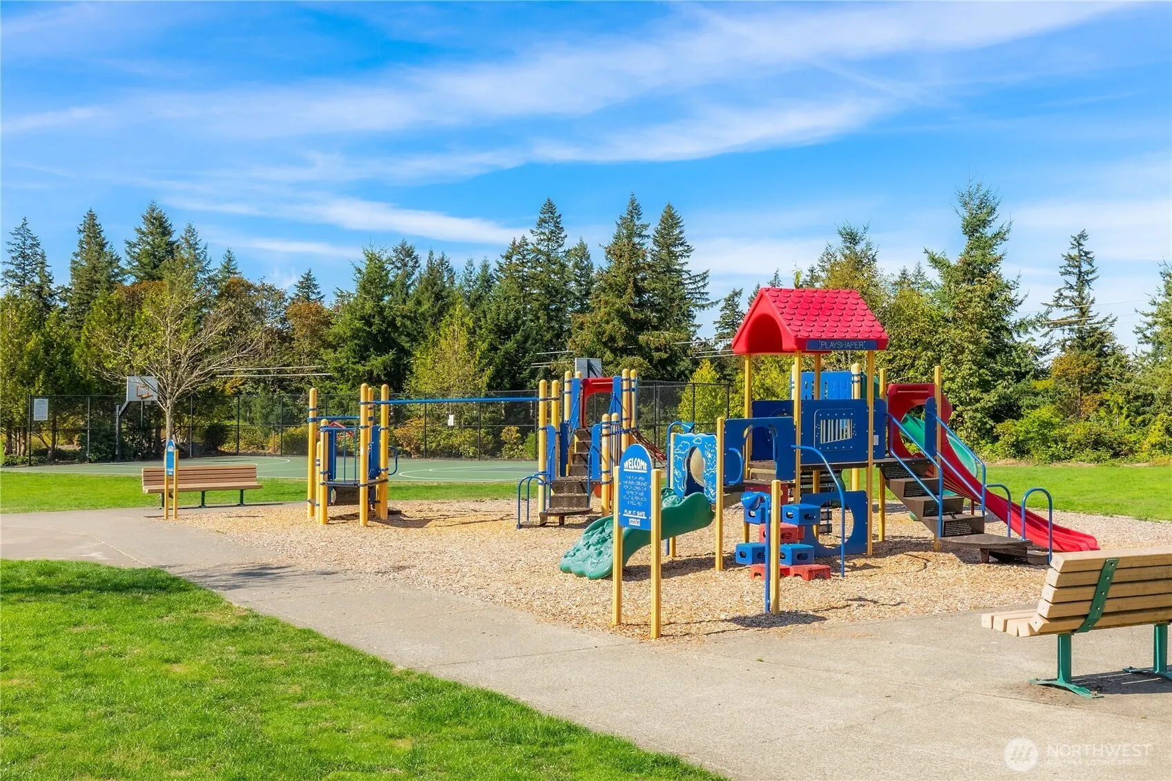 1981 24th Avenue NE #202, Issaquah, WA 98029