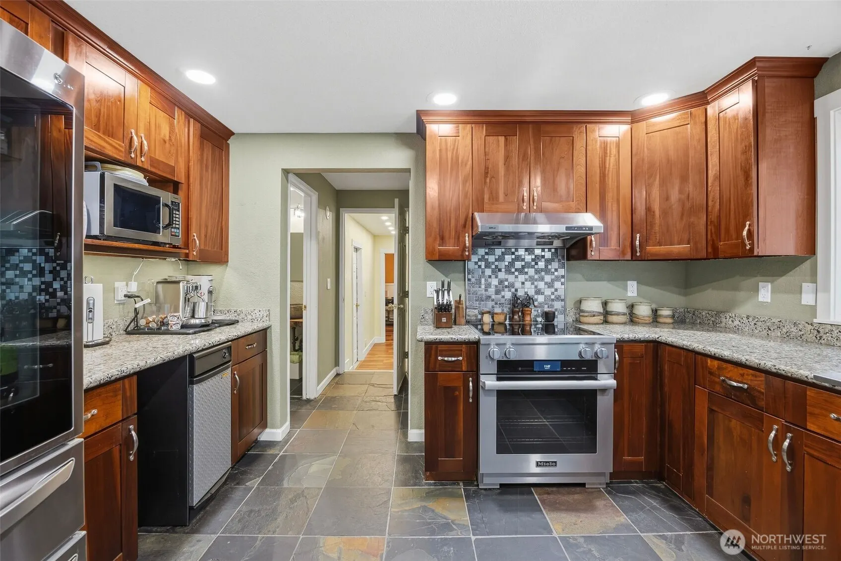 16732 NE 138th Court , Woodinville, WA 98072