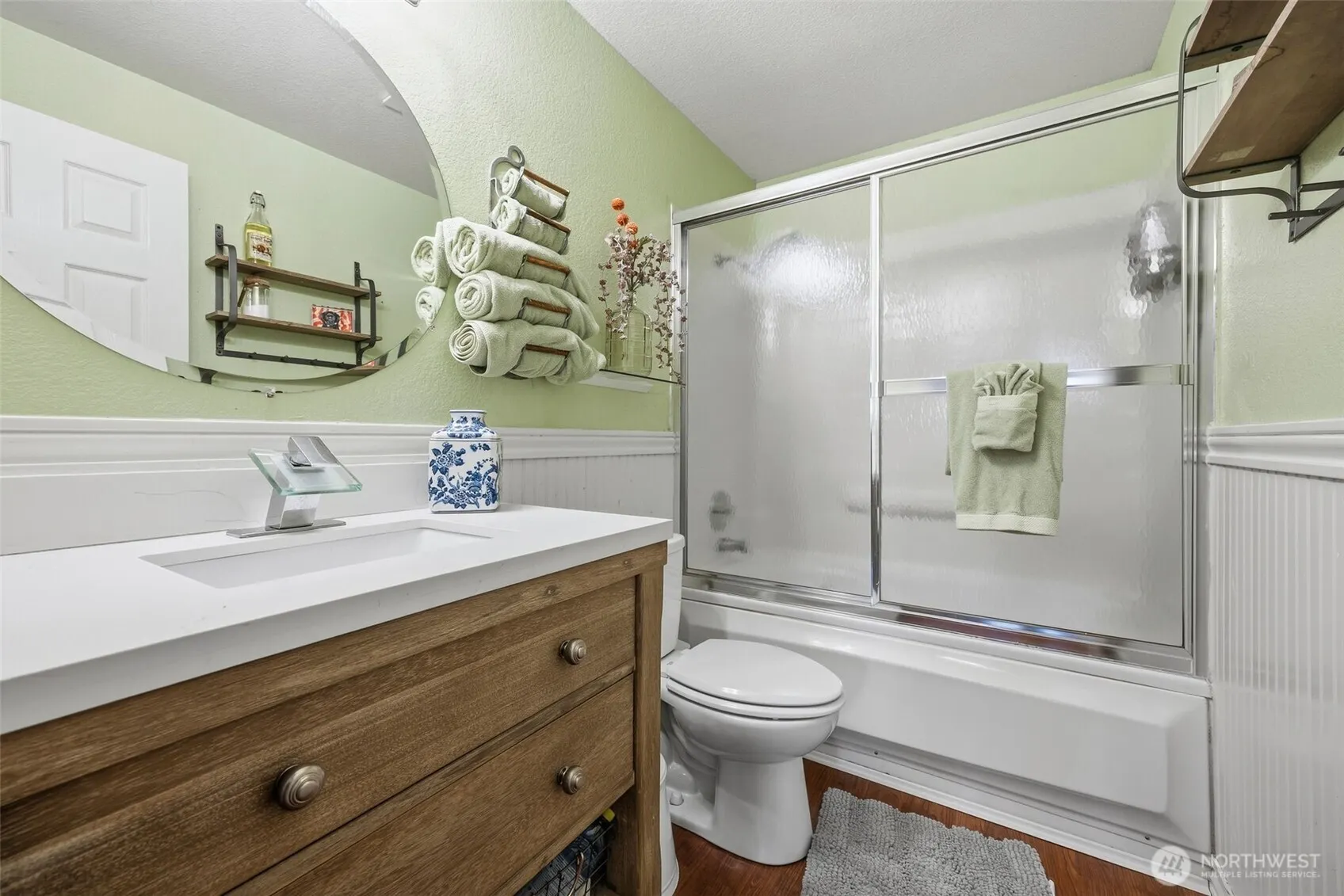 16732 NE 138th Court , Woodinville, WA 98072
