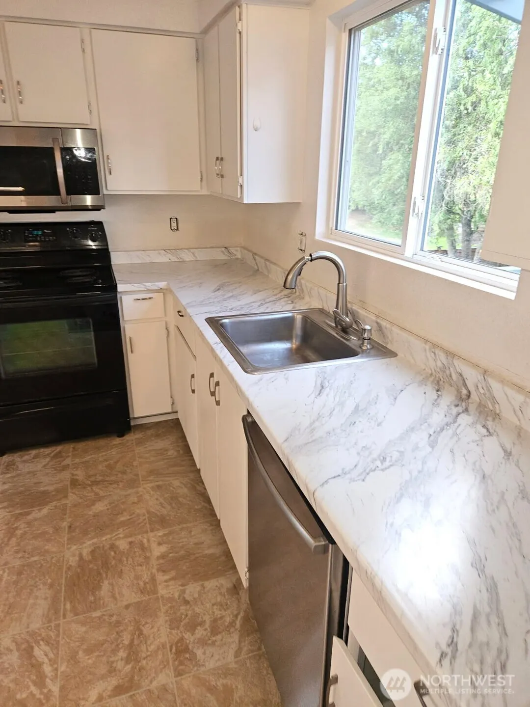 3415 158th Street SW, Lynnwood, WA 98087