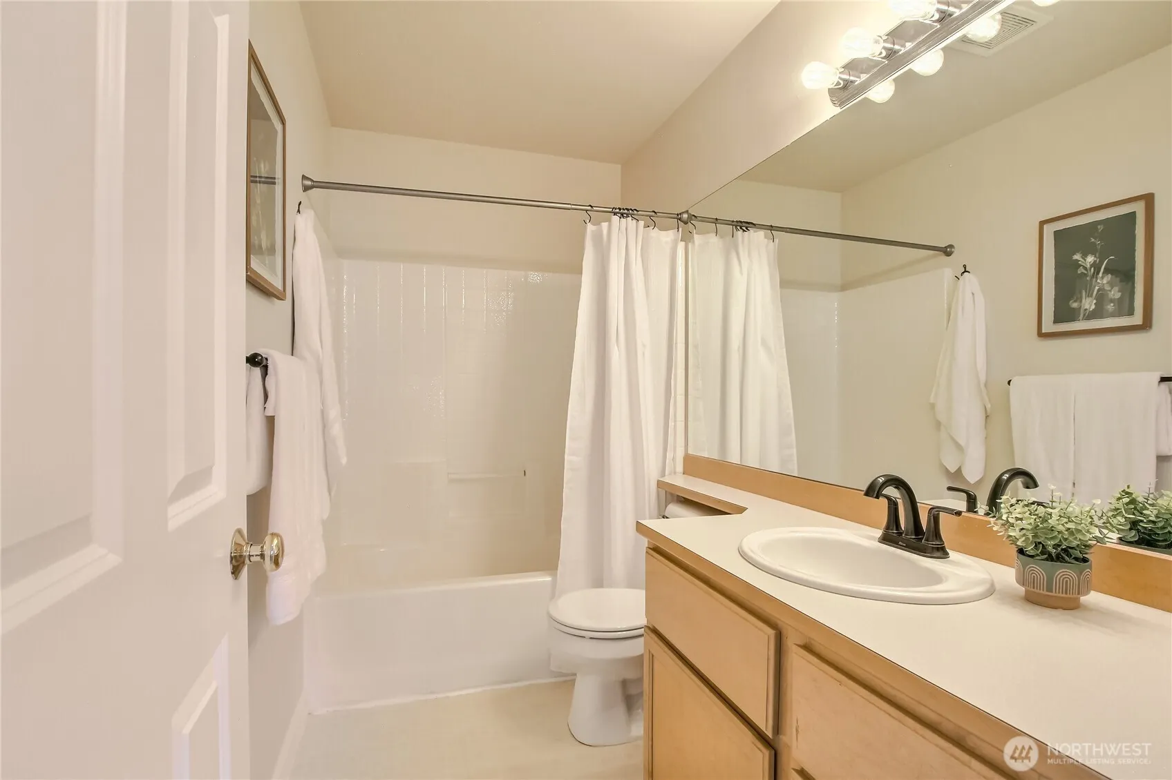 13021 NE 182nd Place #A, Bothell, WA 98011