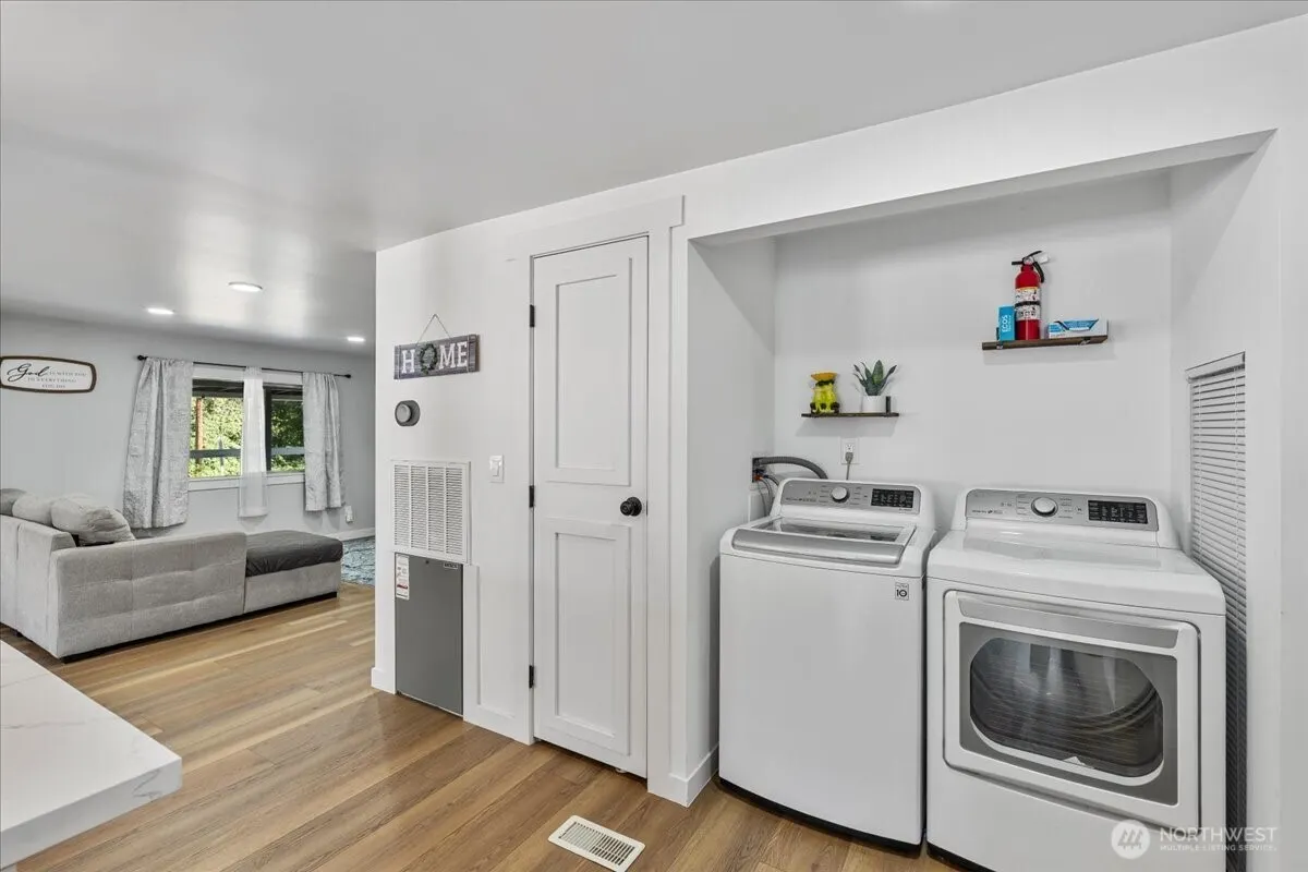 18033 116th Avenue SE, Renton, WA 98058