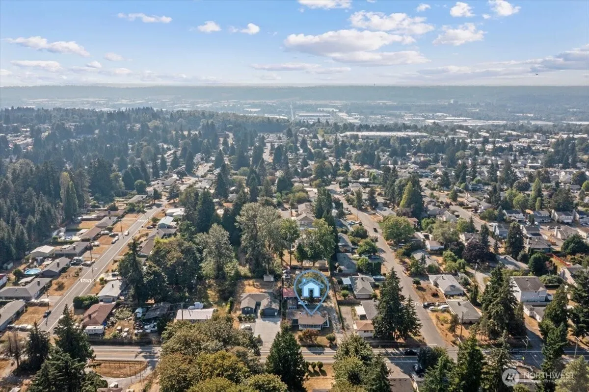 18033 116th Avenue SE, Renton, WA 98058